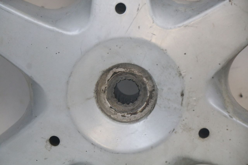 photo de LLANTA TRASERA MBK MACH G AC 50 (2002 - 2014) - Primer plano técnico