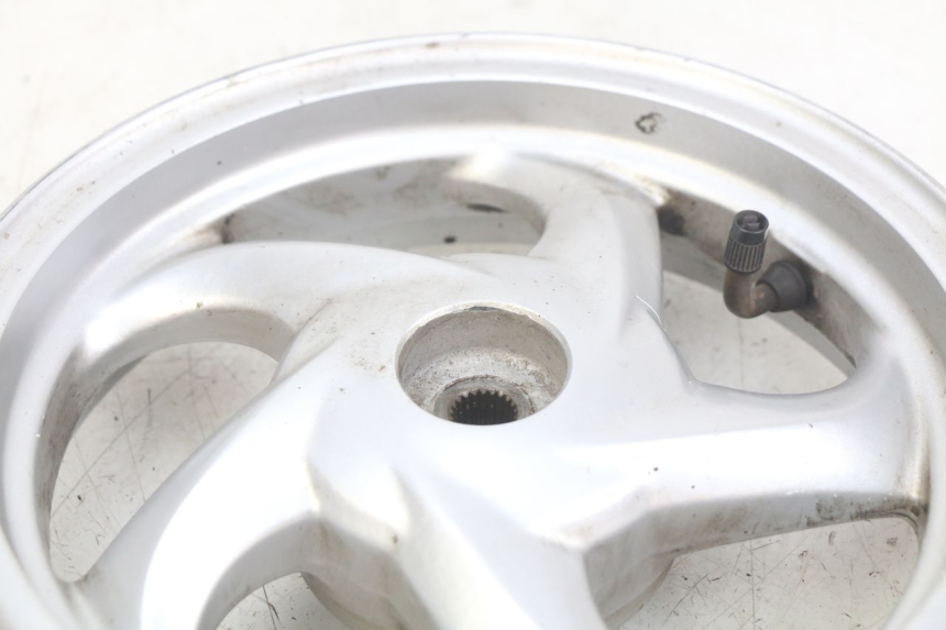 photo de LLANTA TRASERA SYM MIO 50 (2011 - 2017) - Recambio usado revisado