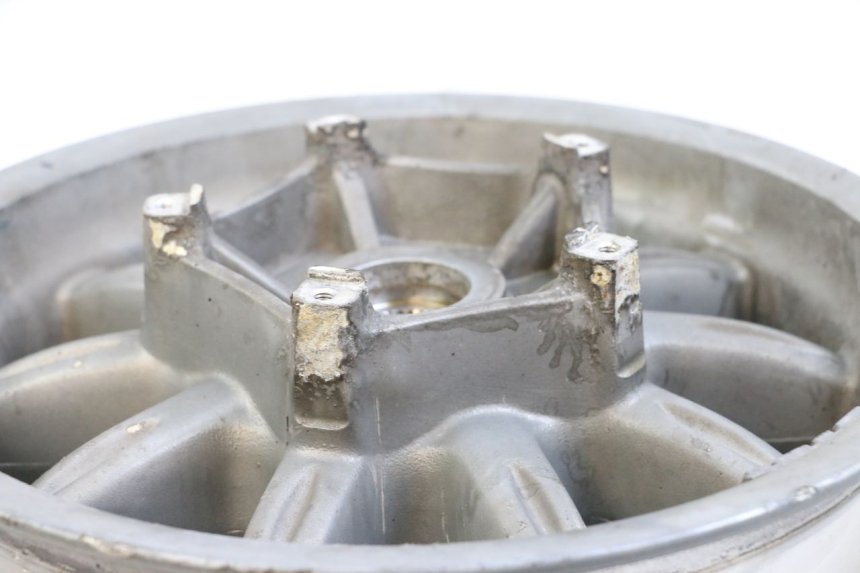 photo de LLANTA TRASERA PIAGGIO MP3 125 (2006 - 2014) - Detalles de los puntos de fijación