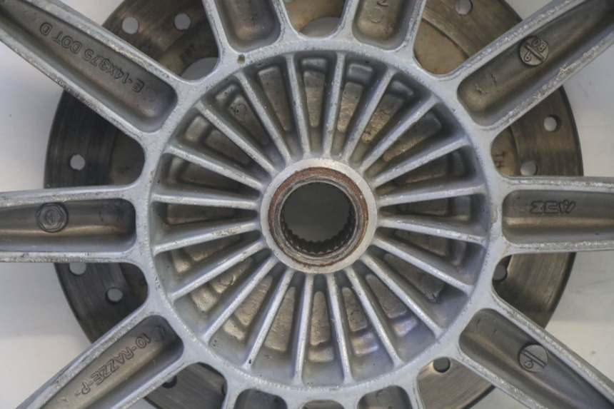 photo de LLANTA TRASERA PIAGGIO MP3 RL 250 (2006 - 2010) - Otra vista del artículo