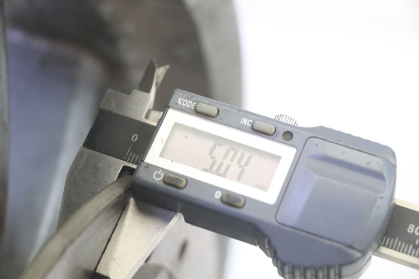 photo de LLANTA TRASERA PIAGGIO MP3 RL 250 (2006 - 2010) - Vista general del producto