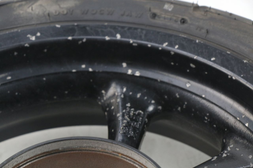 photo de LLANTA TRASERA MBK MW TRYPTIK 125 (2017 - 2022) - Características distintivas