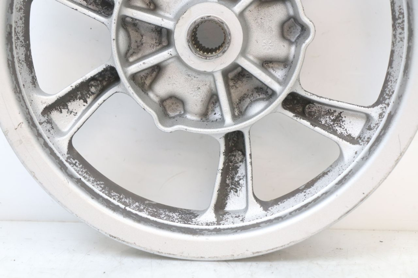 photo de LLANTA TRASERA MBK MW TRYPTIK 125 (2014 - 2016) - Detalles de los puntos de fijación