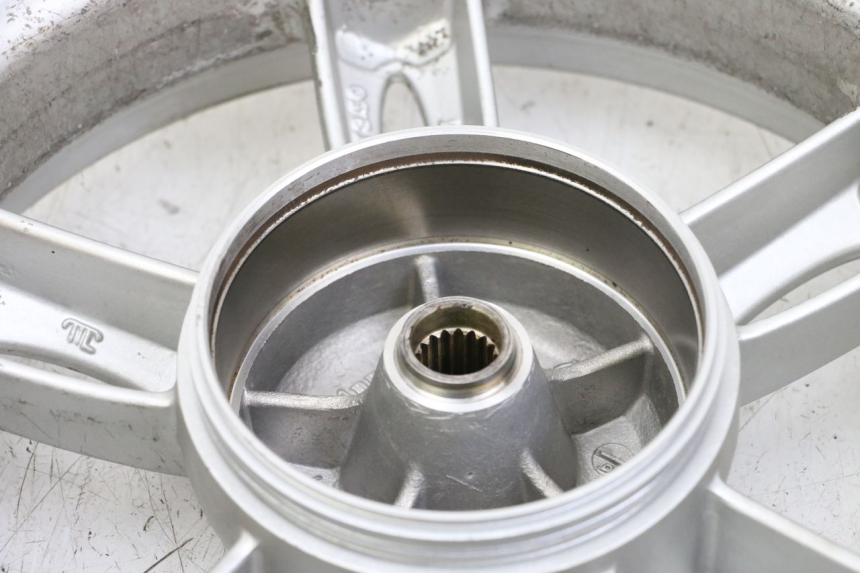 photo de LLANTA TRASERA YAMAHA NEOS NEO'S 4T 50 (2008 - 2016) - Marcados y referencias originales