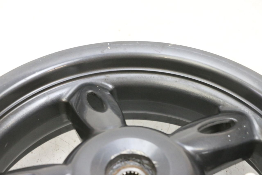 photo de LLANTA TRASERA YAMAHA NEOS NEO'S 4T 50 (2008 - 2016) - Primer plano de alta resolución