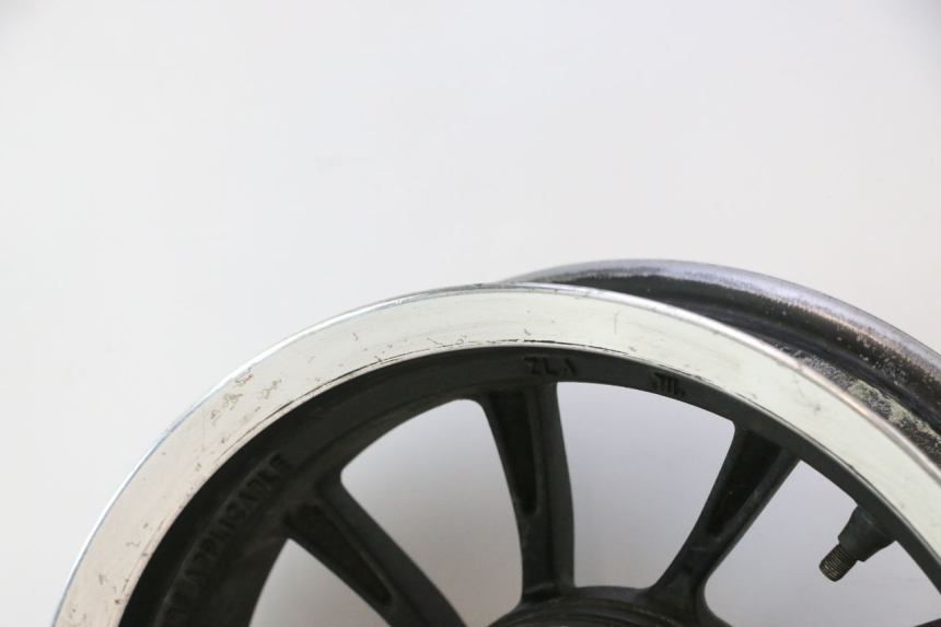 photo de LLANTA TRASERA KYMCO LIKE 4T 50 (2019 - 2025) - Zoom estado de uso