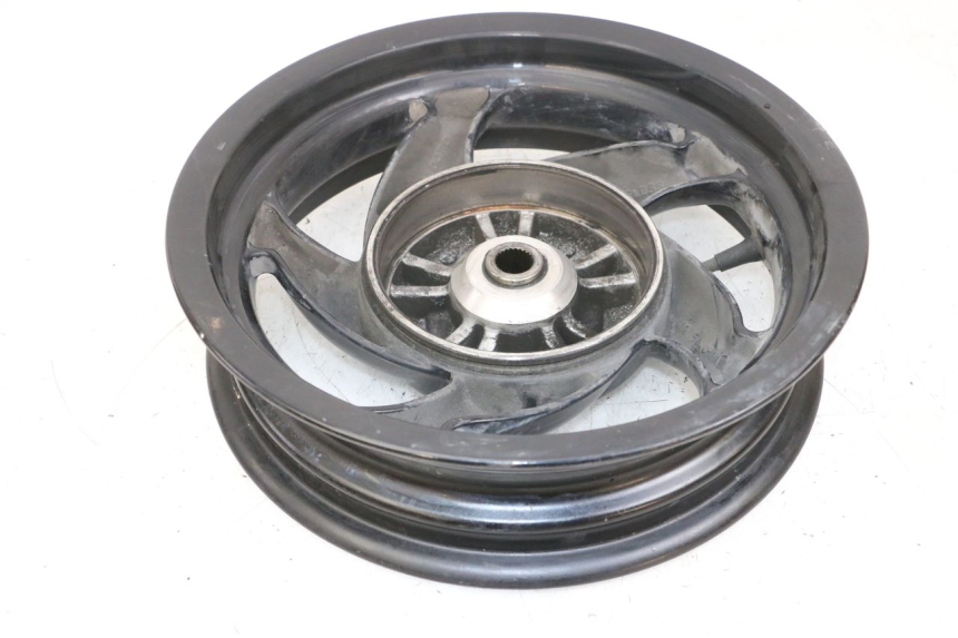 photo de LLANTA TRASERA PIAGGIO NEW TYPHOON 50 (2018 - 2021) - Inspección visual detallada