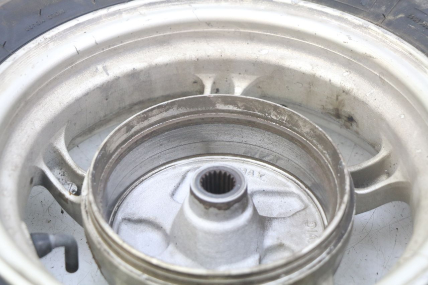 photo de LLANTA TRASERA HONDA NHX LEAD 110 (2008 - 2010) - Zoom estado de uso