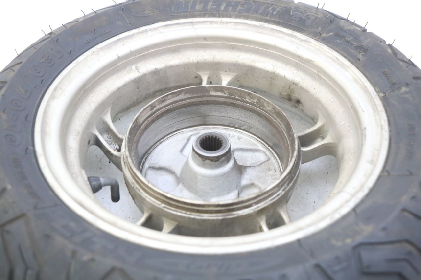 photo de LLANTA TRASERA HONDA NHX LEAD 110 (2008 - 2010) - Otra perspectiva