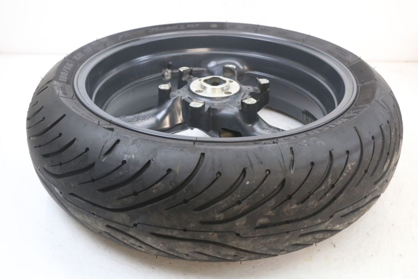 photo de LLANTA TRASERA MOTO GUZZI NORGE 8V GT 1200 (2011 - 2016) - Detalle de la pieza