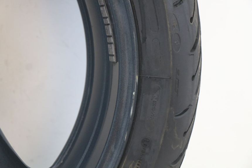 photo de LLANTA TRASERA MOTO GUZZI NORGE 8V GT 1200 (2011 - 2016) - Zoom sobre los componentes