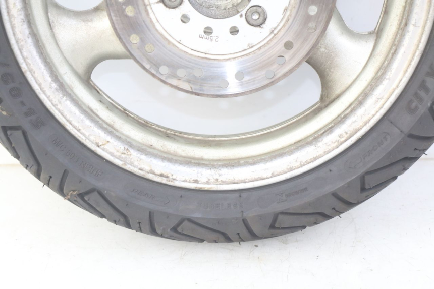 photo de LLANTA TRASERA SELECT UP OCTALIS 125 (2007 - 2012) - Características distintivas