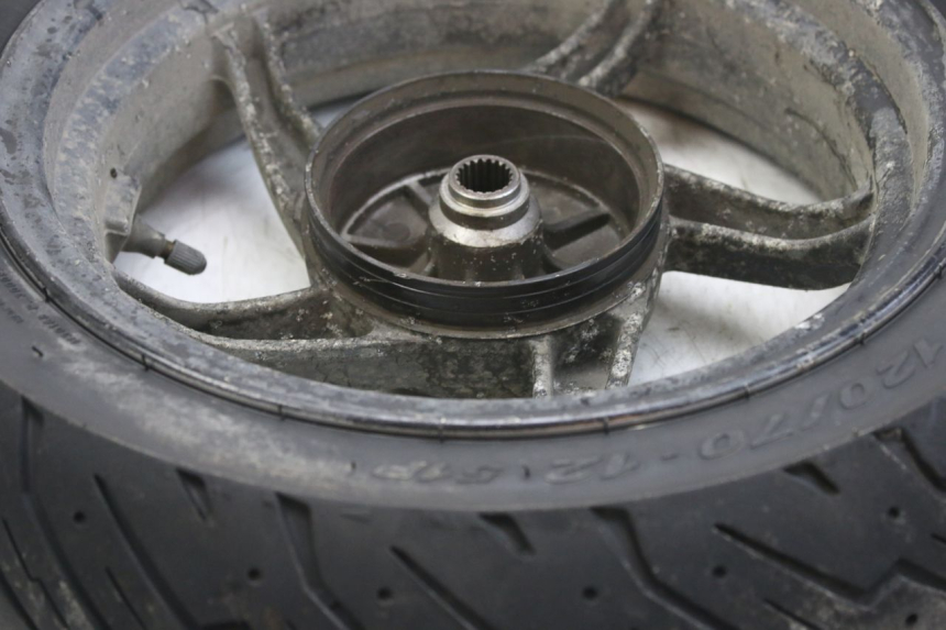 photo de LLANTA TRASERA SYM ORBIT 2 4T 50 (2008 - 2017) - Otra perspectiva