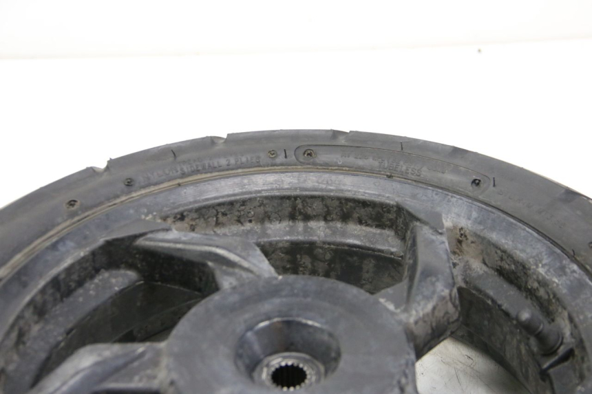 photo de LLANTA TRASERA SYM ORBIT III 3 4T 50 (2021 - 2025) - Detalles de los puntos de fijación