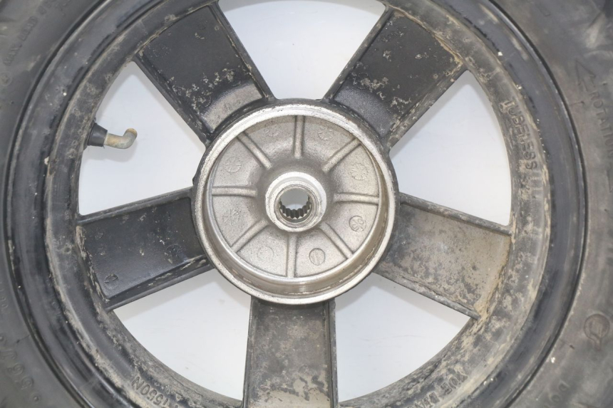 photo de LLANTA TRASERA TNT MOTOR OTTO 2T 50 (2012 - 2018) - Zoom sobre los componentes