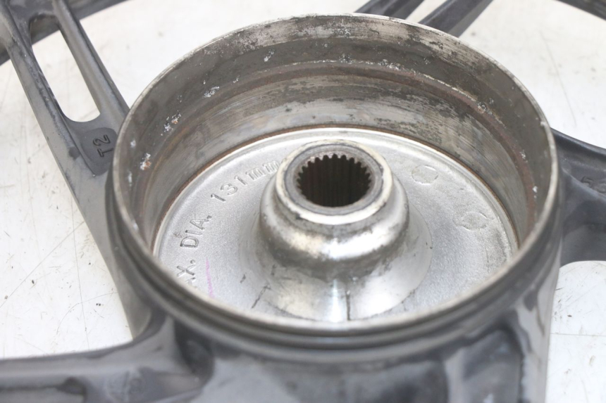 photo de LLANTA TRASERA HONDA PCX (JF28) 125 (2009 - 2011) - Características distintivas