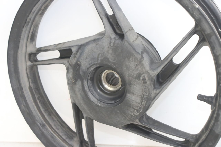 photo de LLANTA TRASERA HONDA PCX (JF28) 125 (2009 - 2011) - Detalles de los puntos de fijación