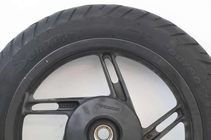 photo de LLANTA TRASERA HONDA PCX (JF28) 125 (2009 - 2011) - Detalle de la pieza