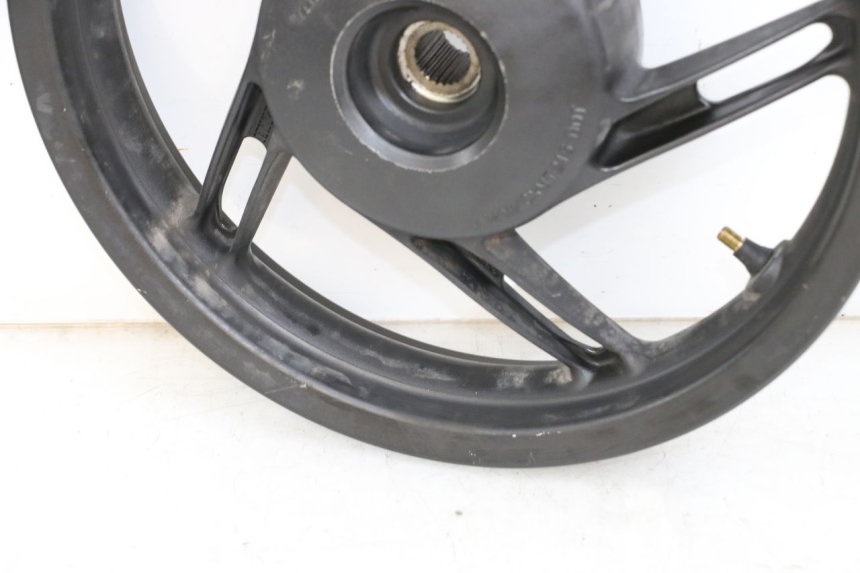 photo de LLANTA TRASERA HONDA PCX (JF28) 125 (2009 - 2011) - Primer plano técnico