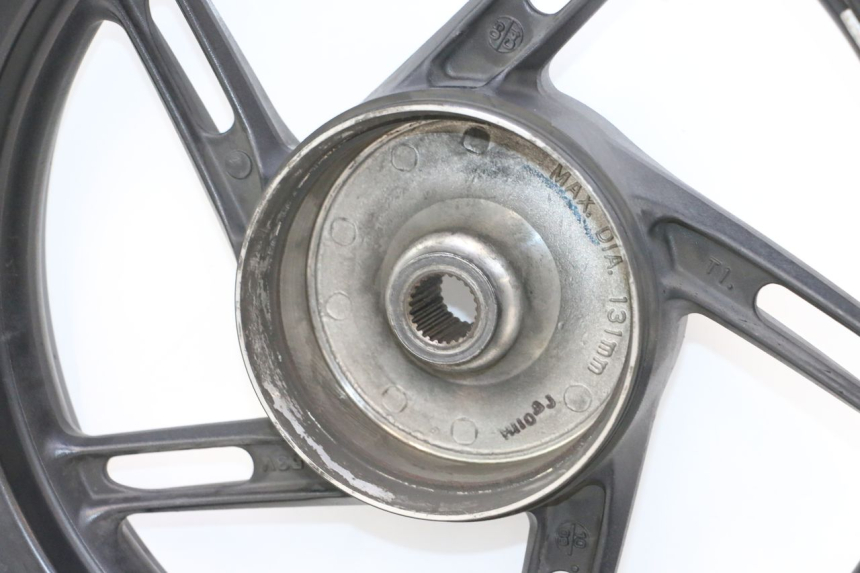 photo de LLANTA TRASERA HONDA PCX (JF28) 125 (2009 - 2011) - Primer plano técnico