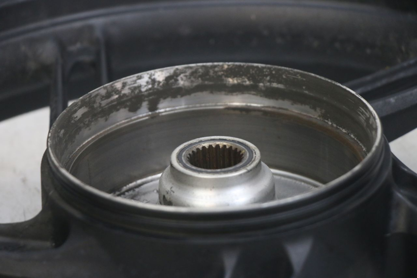 photo de LLANTA TRASERA HONDA PCX (JF47) 125 (2012 - 2013) - Otra perspectiva