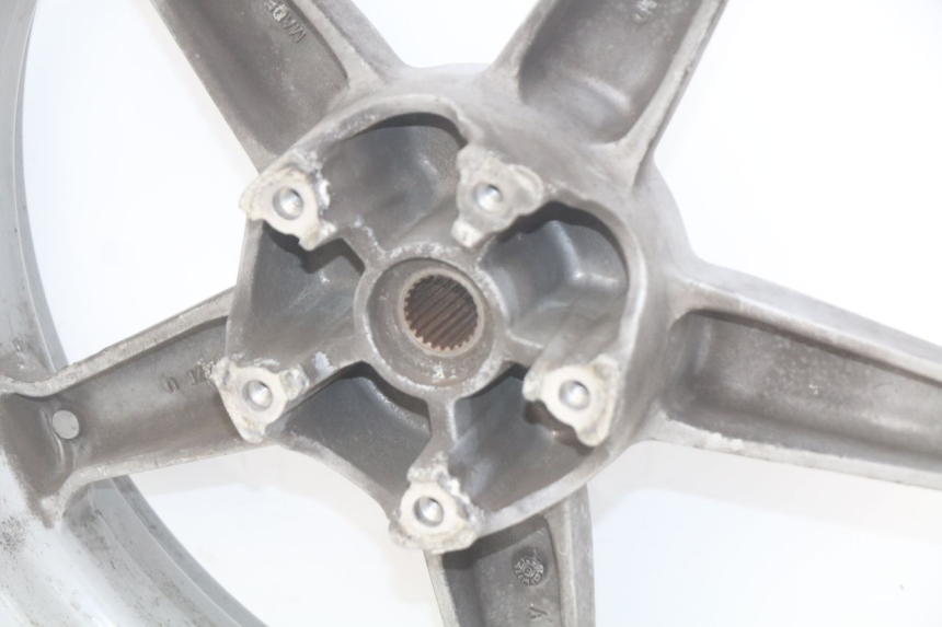 photo de LLANTA TRASERA KYMCO PEOPLE 250 (2004 - 2008) - Características distintivas