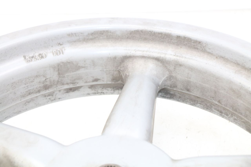 photo de LLANTA TRASERA KYMCO PEOPLE 250 (2004 - 2008) - Estado de la superficie y material