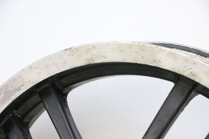 photo de LLANTA TRASERA PEUGEOT SPEEDFIGHT 3 LC 2T 50 (2009 - 2015) - Estado de la superficie y material