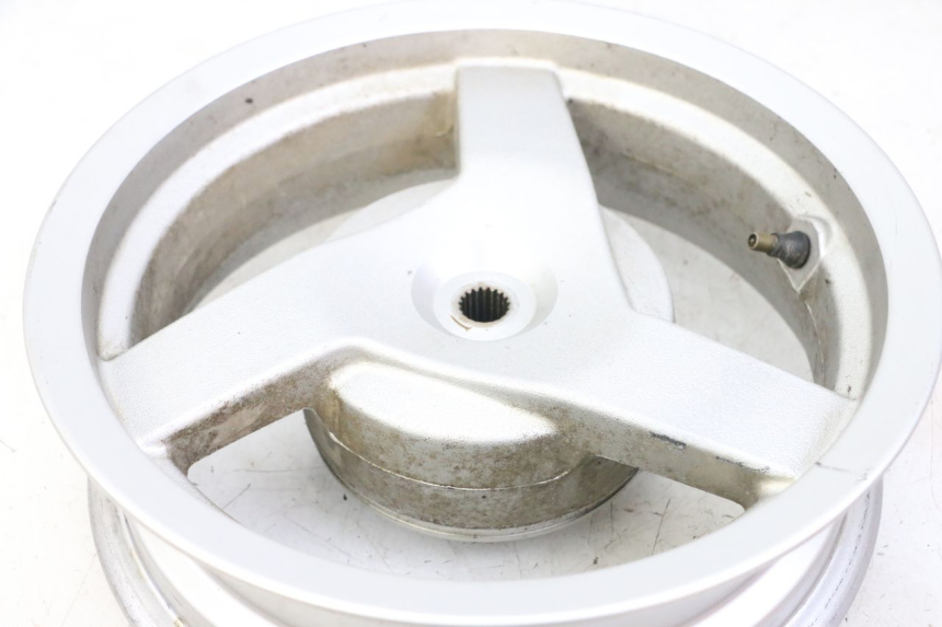 photo de LLANTA TRASERA PEUGEOT VIVACITY 125 (2010 - 2017) - Zoom sobre los componentes