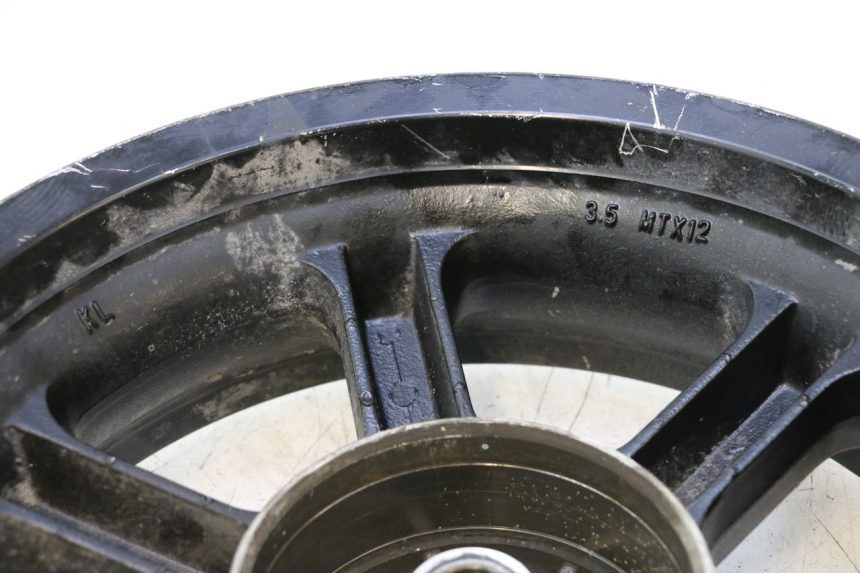 photo de LLANTA TRASERA RIDE RACE GT 2T 50 (2012 - 2017) - Estado de la superficie y material