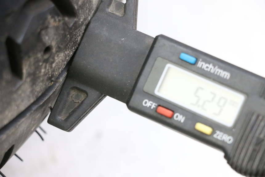 photo de LLANTA TRASERA ROYAL ENFIELD CONTINENTAL GT 650 (2019 - 2024) - Detalle de la pieza