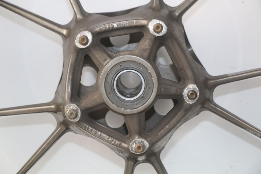 photo de LLANTA TRASERA BMW S RR ABS S1000RR 1000 (2009 - 2011) - Características distintivas