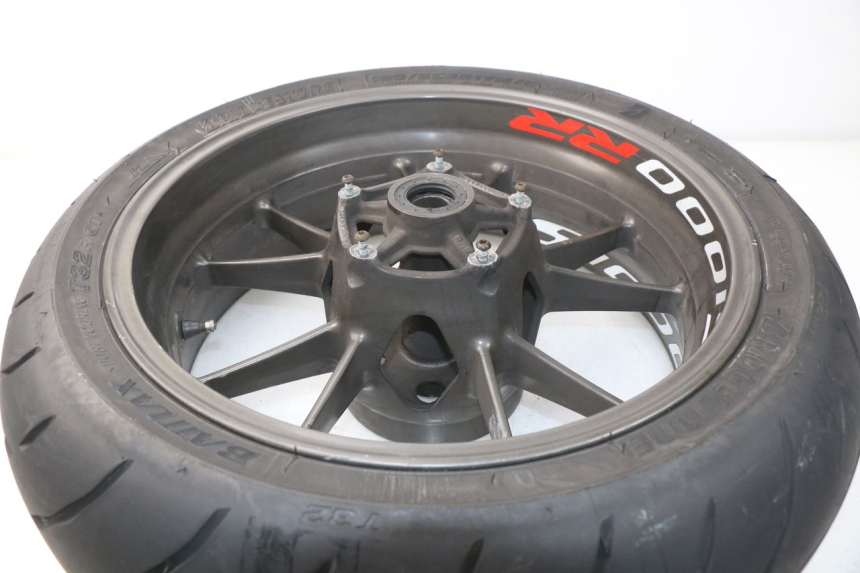 photo de LLANTA TRASERA BMW S RR ABS S1000RR 1000 (2009 - 2011) - Detalles de los puntos de fijación