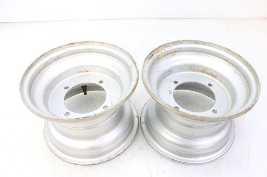 photo de LLANTA TRASERA HYTRACK S 150 (2003 - 2011) - Detalle de la pieza