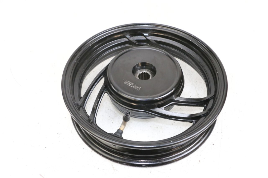 photo de LLANTA TRASERA JM MOTORS SANTANA 50 (2014 - 2023) - Detalles de los puntos de fijación