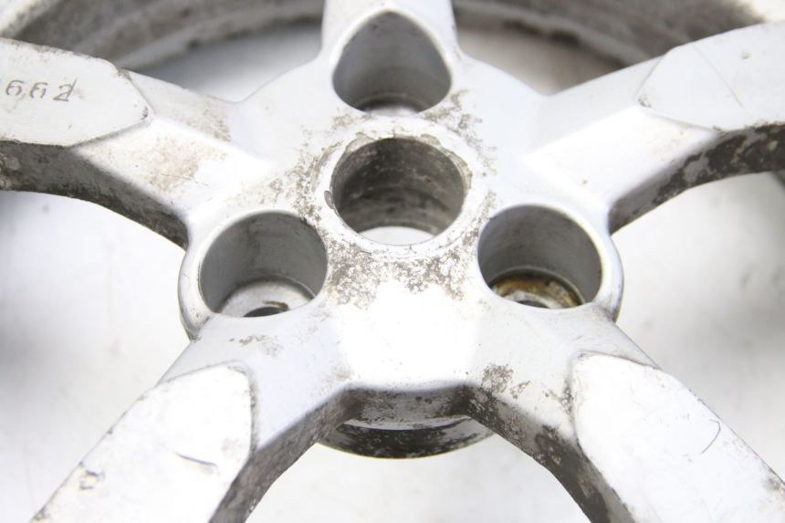 photo de LLANTA TRASERA PEUGEOT SATELIS COMPRESSOR K15 125 (2006 - 2009) - Otra perspectiva