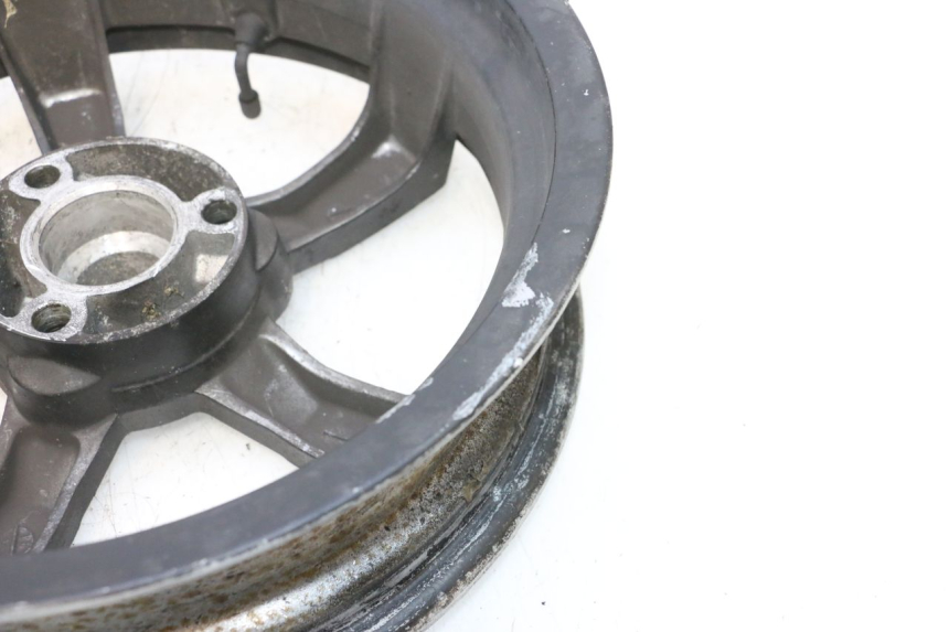 photo de LLANTA TRASERA PEUGEOT SATELIS COMPRESSOR K15 125 (2006 - 2009) - Detalle de la pieza