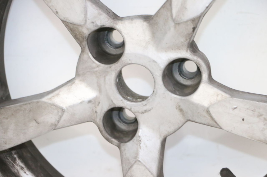 photo de LLANTA TRASERA PEUGEOT SATELIS 125 (2006 - 2009) - Estado de la superficie y material