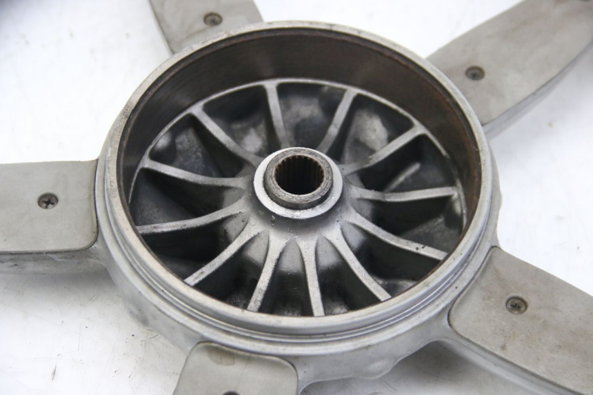 photo de LLANTA TRASERA APRILIA SCARABEO 4T 50 (2009 - 2017) - Inspección visual detallada