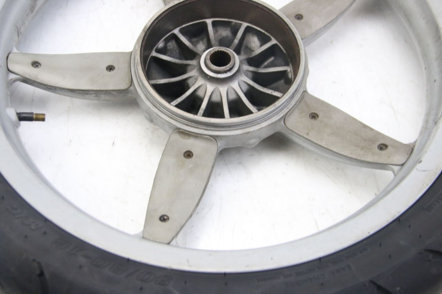 photo de LLANTA TRASERA APRILIA SCARABEO 4T 50 (2009 - 2017) - Enfoque en la estructura