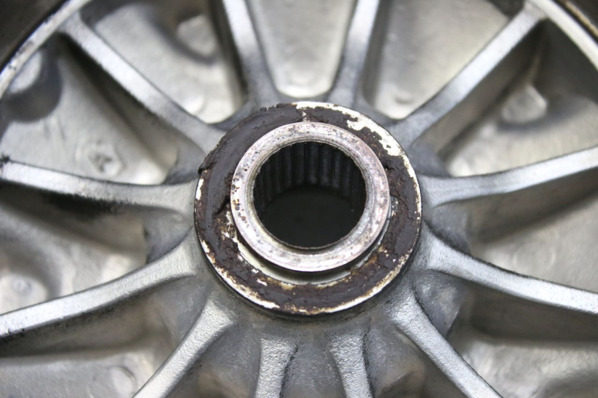 photo de LLANTA TRASERA APRILIA SCARABEO 100 (2003 - 2012) - Otra perspectiva