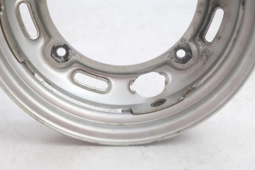 photo de LLANTA TRASERA HONDA SCV LEAD 100 (2003 - 2007) - Estado de la superficie y material