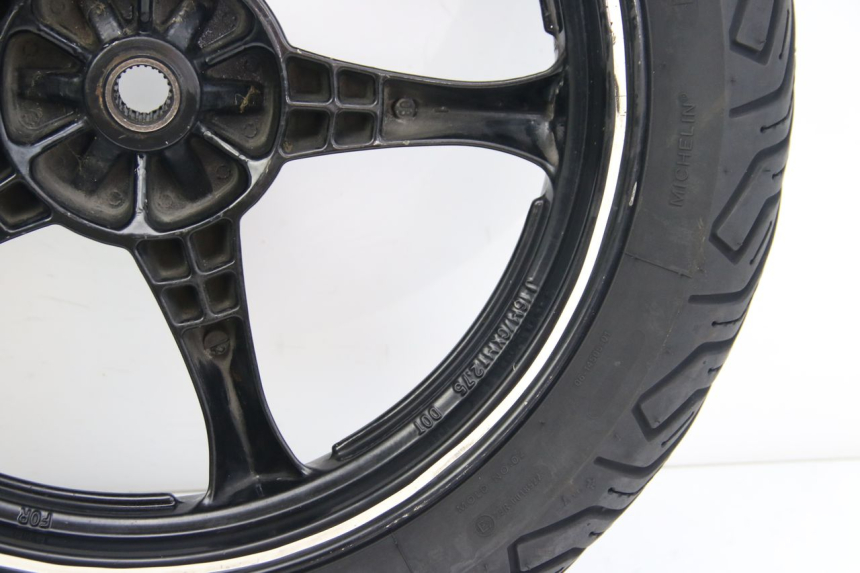 photo de LLANTA TRASERA SUZUKI SIXTEEN 125 (2008 - 2010) - Otra vista del artículo