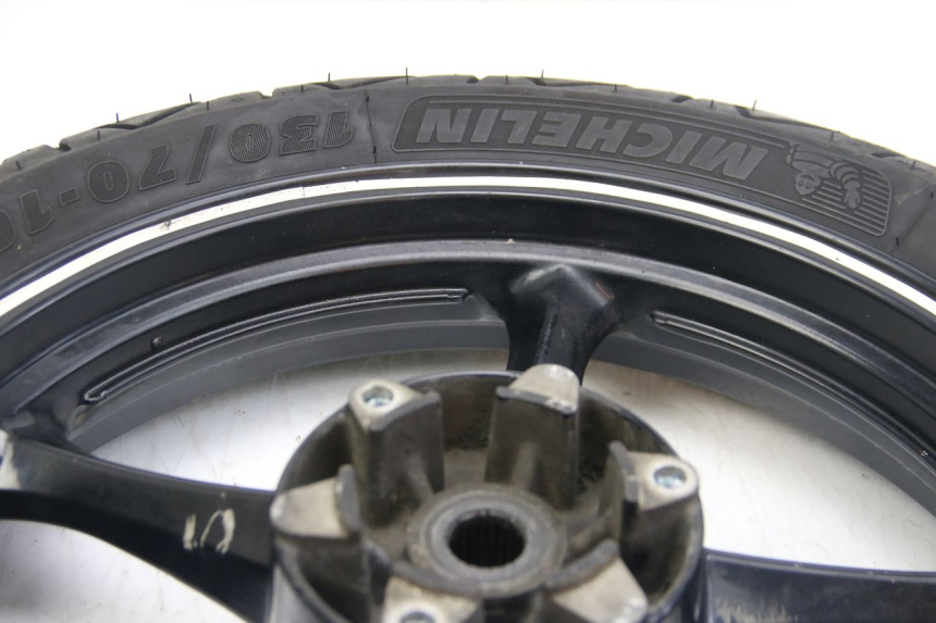 photo de LLANTA TRASERA SUZUKI SIXTEEN 125 (2008 - 2010) - Inspección visual detallada