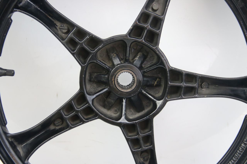 photo de LLANTA TRASERA SUZUKI SIXTEEN 125 (2008 - 2010) - Recambio usado revisado