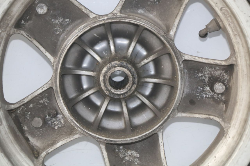 photo de LLANTA TRASERA MBK SKYLINER 125 (2004 - 2007) - Zoom sobre los componentes