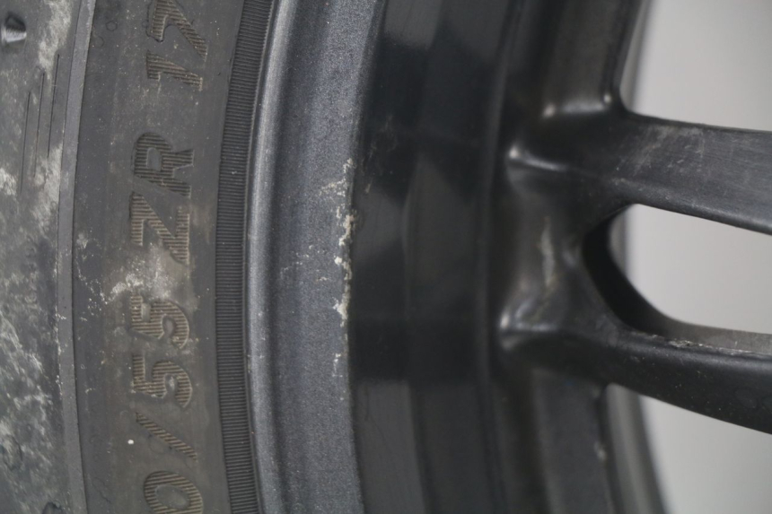 photo de LLANTA TRASERA TRIUMPH SPEED TRIPLE 1050 (2005 - 2007) - Ángulo de visión alternativo