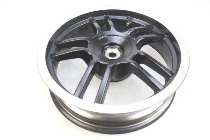 photo de LLANTA TRASERA PEUGEOT SPEEDFIGHT 3 AIR 50 (2009 - 2015) - Detalles de los puntos de fijación