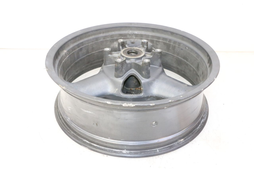 photo de LLANTA TRASERA TRIUMPH SPRINT 900 (1995 - 1998) - Detalles de los puntos de fijación