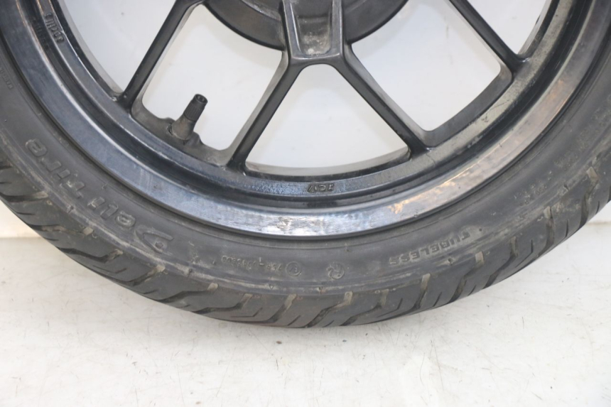 photo de LLANTA TRASERA APRILIA SR 2T 50 (2012 - 2017) - Zoom sobre los componentes